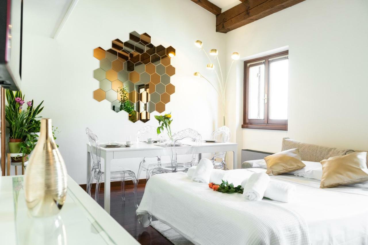 Domus Verona - Magnifiche Residenze San Fermo Bagian luar foto